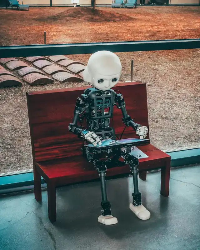 Custom AI and machine learning solution design.